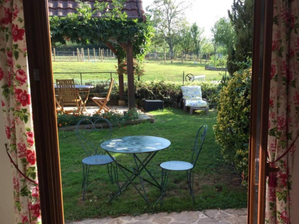 Le Chant Des Oiseaux Viry  Exterior foto